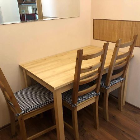 Byt S Krasnou Vyhlidkou Na Hotel Imperial Карловы Вары Экстерьер фото